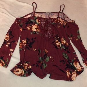 Medium 3/4 cold shoulder floral shirt with lace